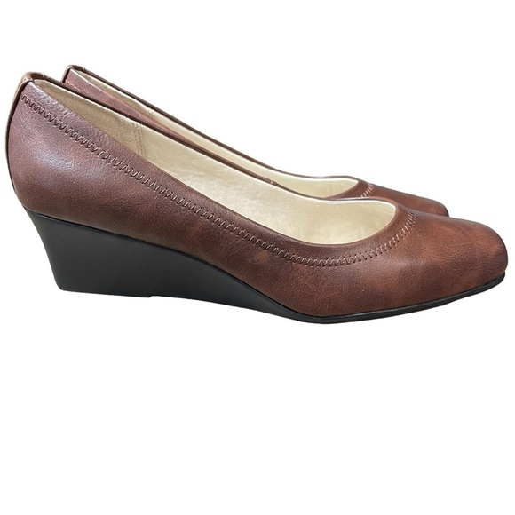 Lifestride Groovy Wedge Pump Dark Tan Cowboy Brown Comfort Shoe NEW Size 9.5 - Picture 1 of 11